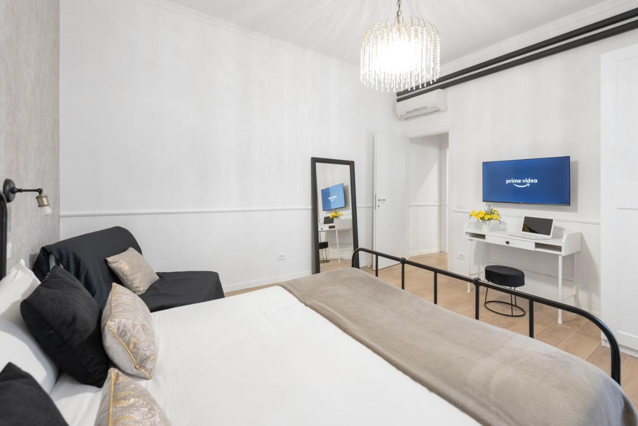 White Flat Ground Floor Apartment Rome Exterior photo